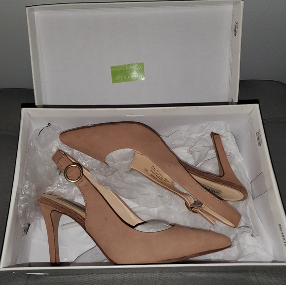 Shoes - Picture 1 of 5